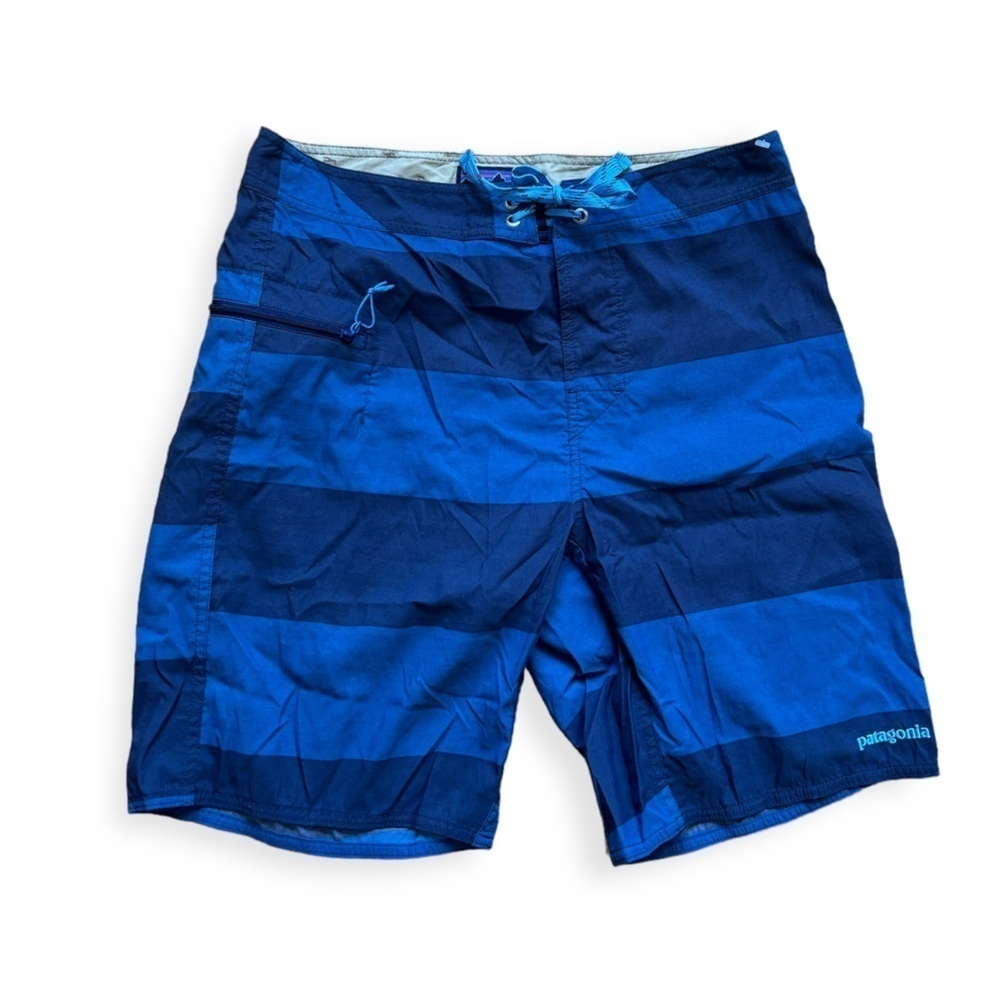 Patagonia Wavefarer Swim Trunks Size 32 Striped